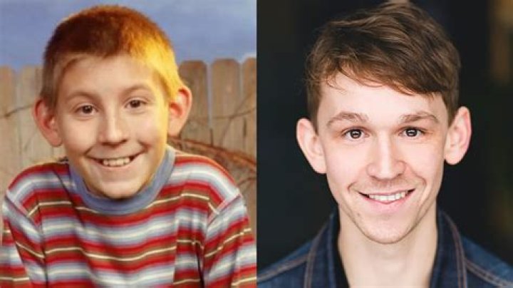 Here's What Happened to 'Malcolm in the Middle's Dewey after End of the Show ·
